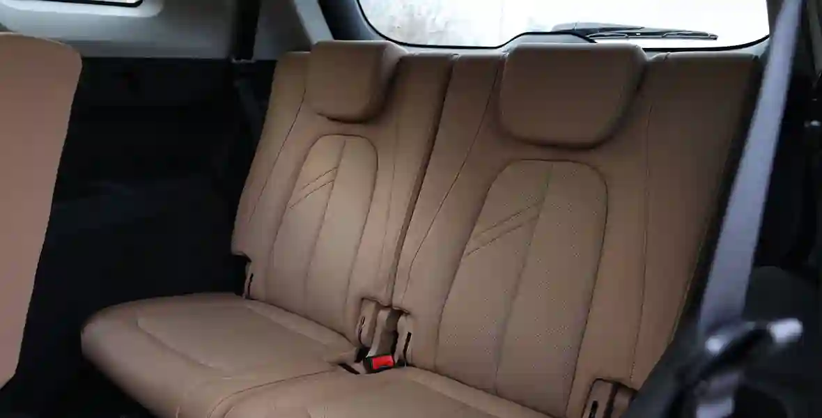 Новость Что выбрать: cравнили два семейных кроссовера и сделали выводы