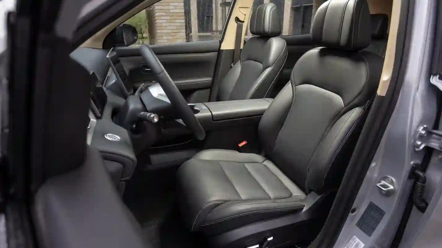 Новость EVOLUTE (Больше чем рестайлинг: первый тест обновлённого российского гибрида EVOLUTE i‑SPACE)